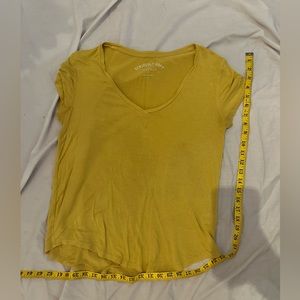 Loose v-neck tee